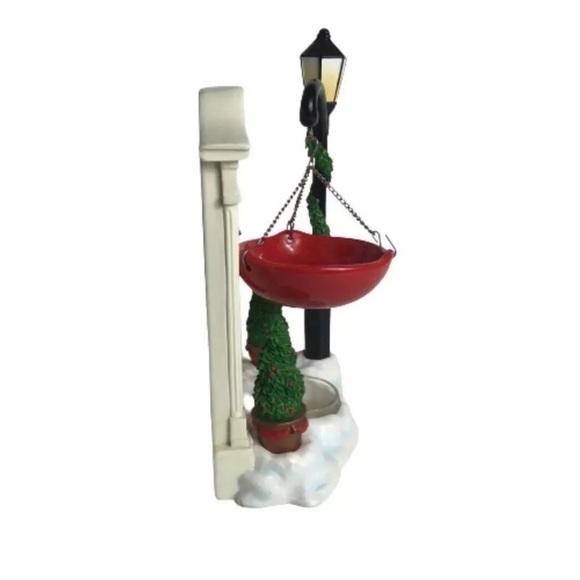 Yankee Candle Holiday Front Door With Wreath Hanging Tart Wax Burner Christmas - Picture 3 of 5